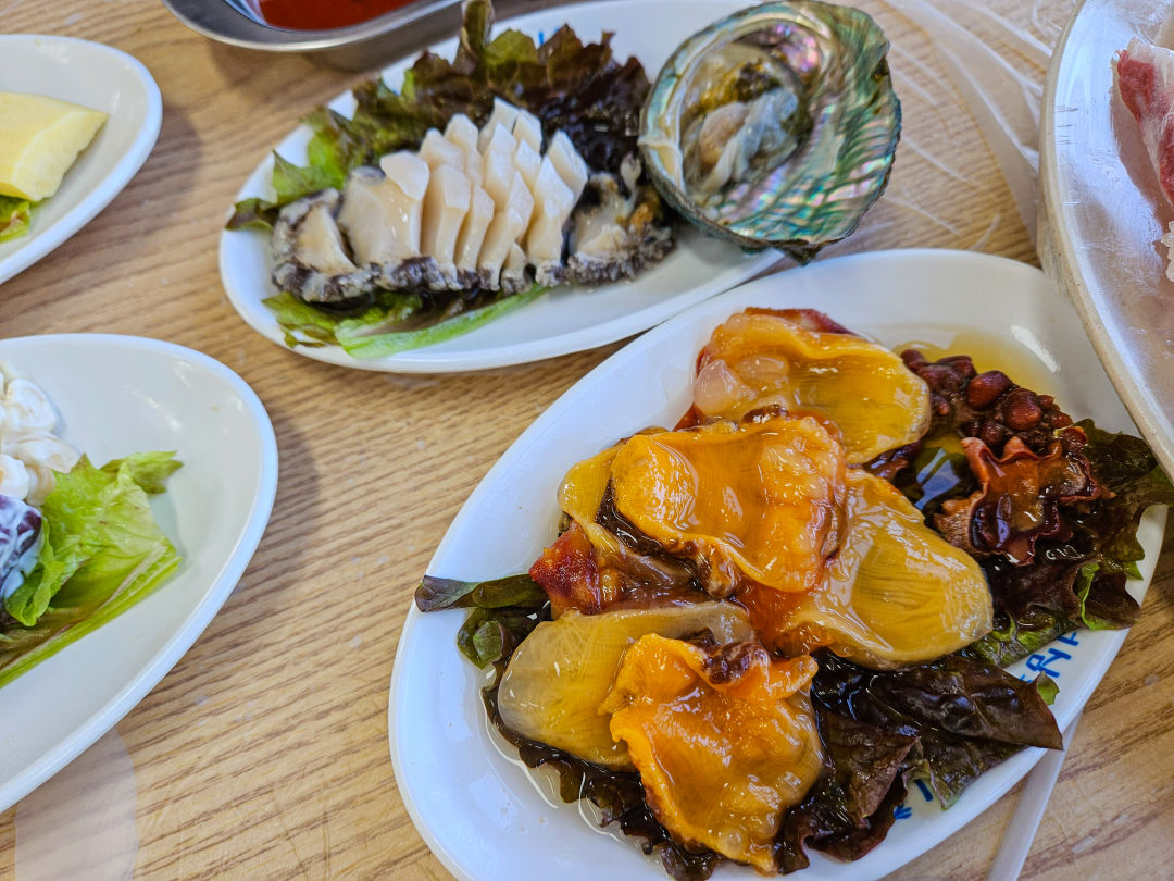 궁평항 수산물 직판장 상차림