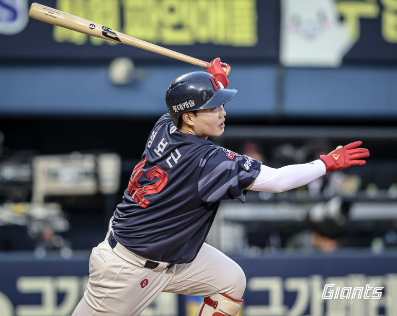 롯데 8연패 탈출! (LG 롯데 하이라이트 보기&amp;#44; 경기분석)