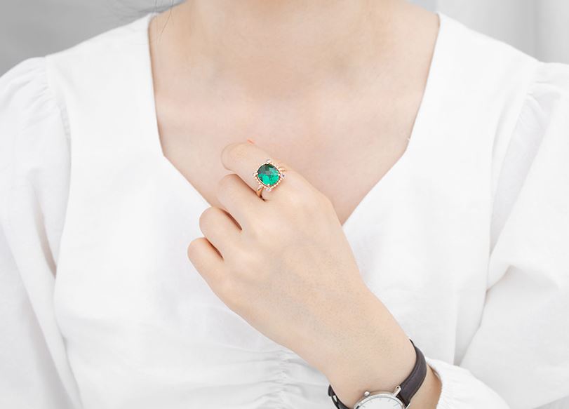 에메랄드-스톤-반지