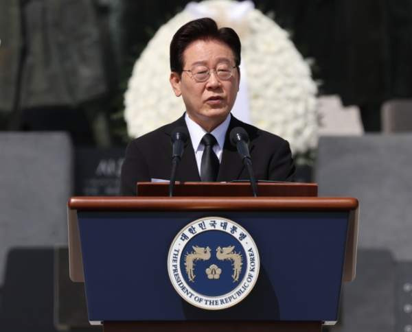 이 대통령 4&middot;19 정신