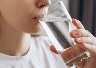 물 많이 마시기