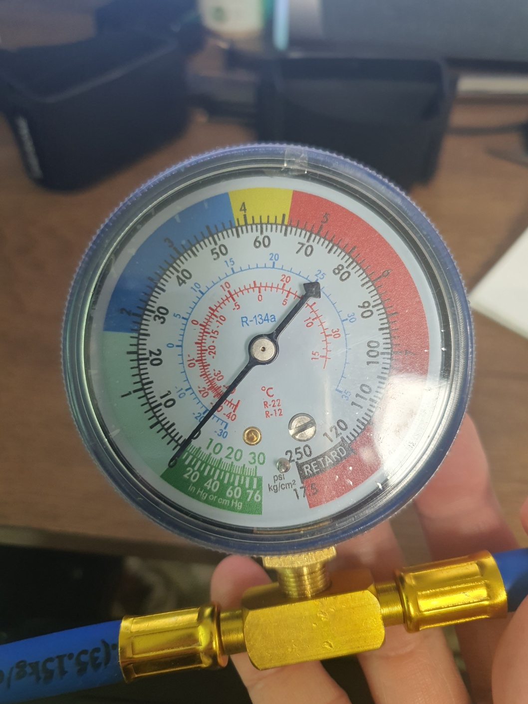 자동차에어컨냉매가스