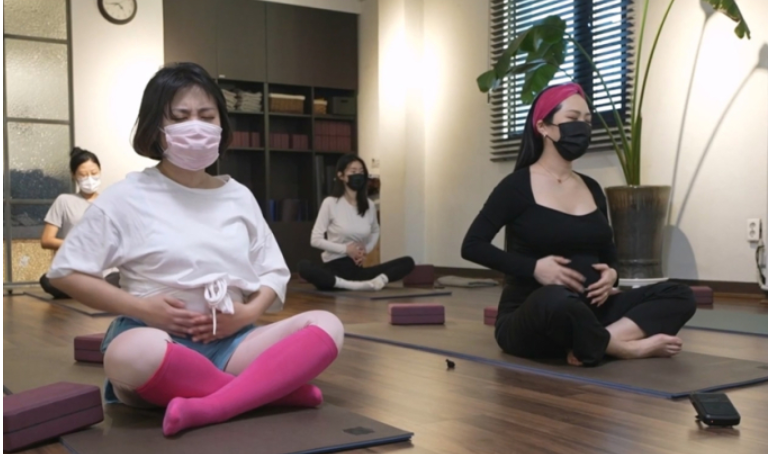 임산부 요가