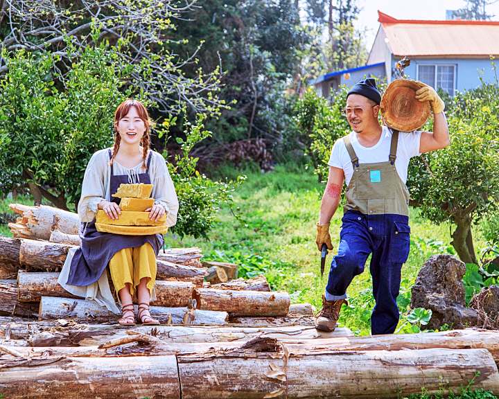 전참시 전지적참견시점 이영자 전현무 권율 파김치 보은로드 180년 돌창고 개조 천연 꿀벌 밀랍초 초멍 한 곳 제주도 애월 어디 추천 소개