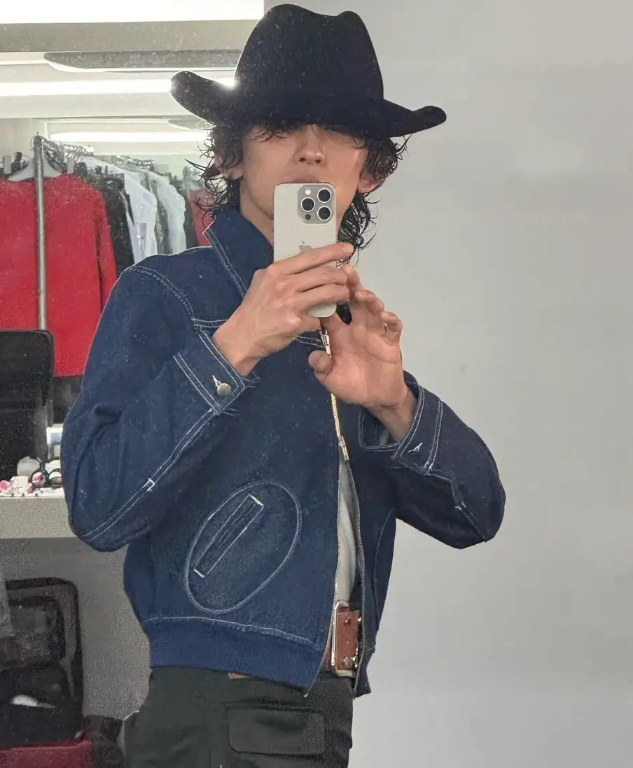 한지민 최정훈
