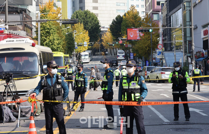 구룡마을 화재, 강남 구룡마을 불, 개포동 화재, 구룡마을 초진, 소방 대응 1단계, 판자촌 화재, 서울 화재 뉴스, 강남 화재 사고, 소방 현장 브리핑, 산불 확산 우려
