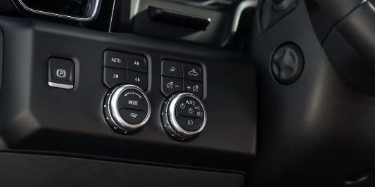 GMC 시에라 내부디자인