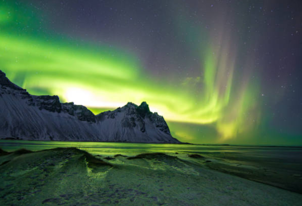 오로라 비치는 이미지