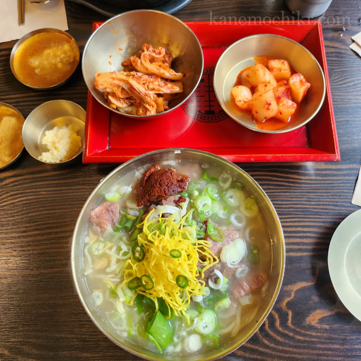 얼큰-뼈칼국수