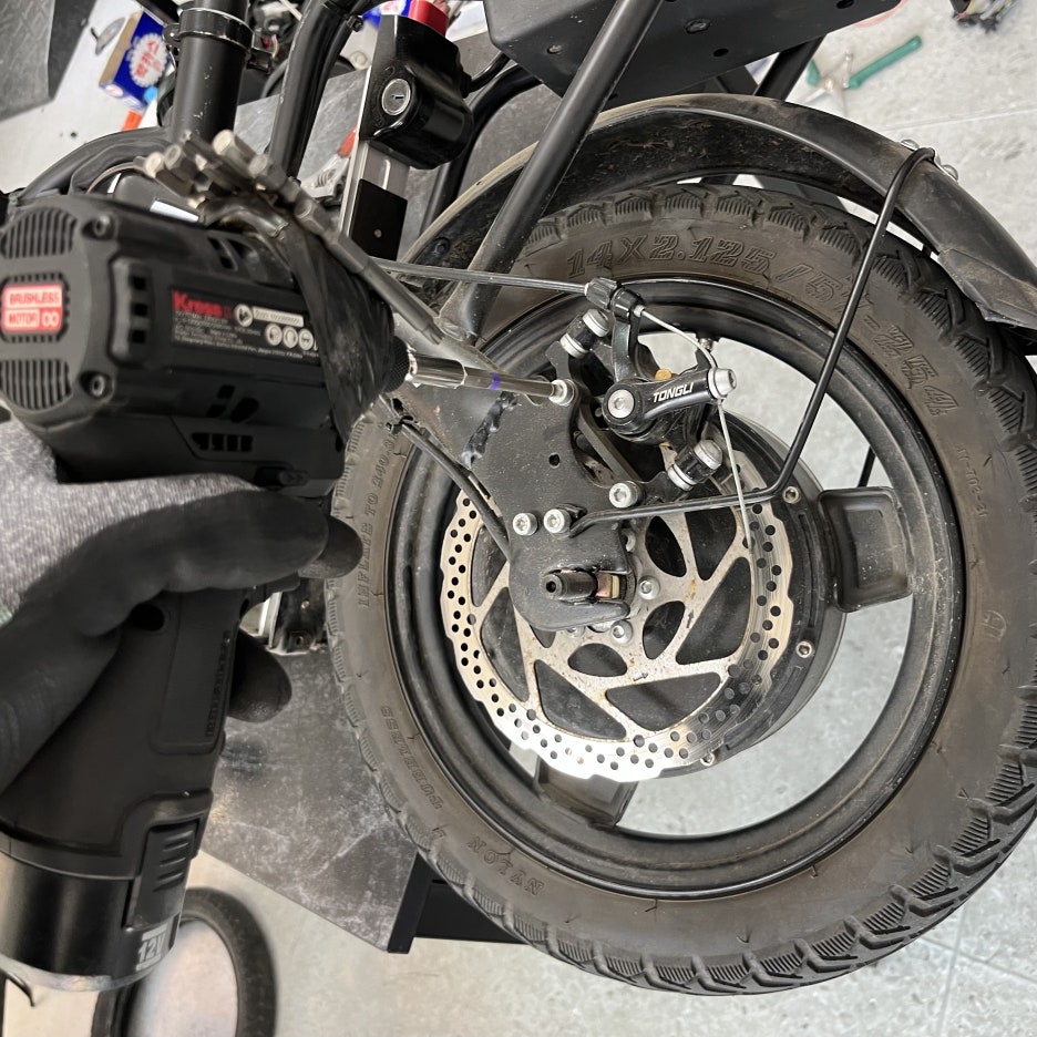 전기자전거 수리 수원: 타이탄300-타이어 펑크 교체&#44; 에코드라이브&#44; ECODRIVE TITAN 300 AS&#44; 화성 동탄 오산 광교 용인 안양 안산 군포 분당