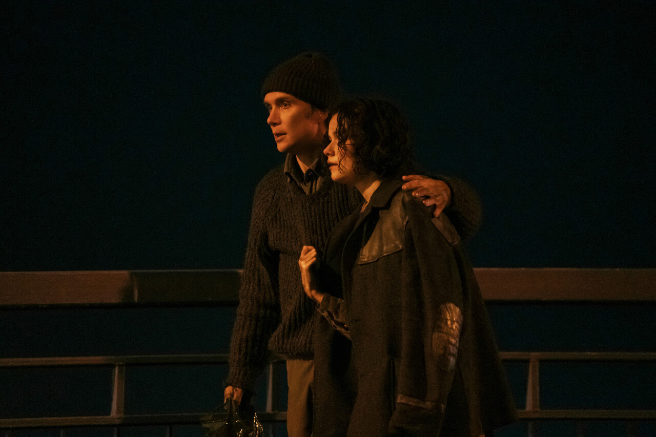 영화의 마지막 수녀원에서 세라를 구해 집으로 데려가는 빌의 모습