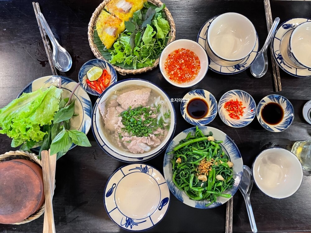 나트랑 베트남 가정식 맛집 엇 히엠 - 주문한 메뉴
