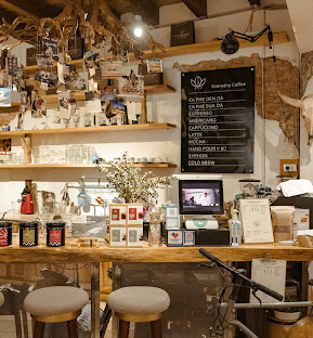 Tui Mo To /The Married Beans /Banh Can Dalat /Lẩu G&agrave; L&aacute; &Eacute; 사진