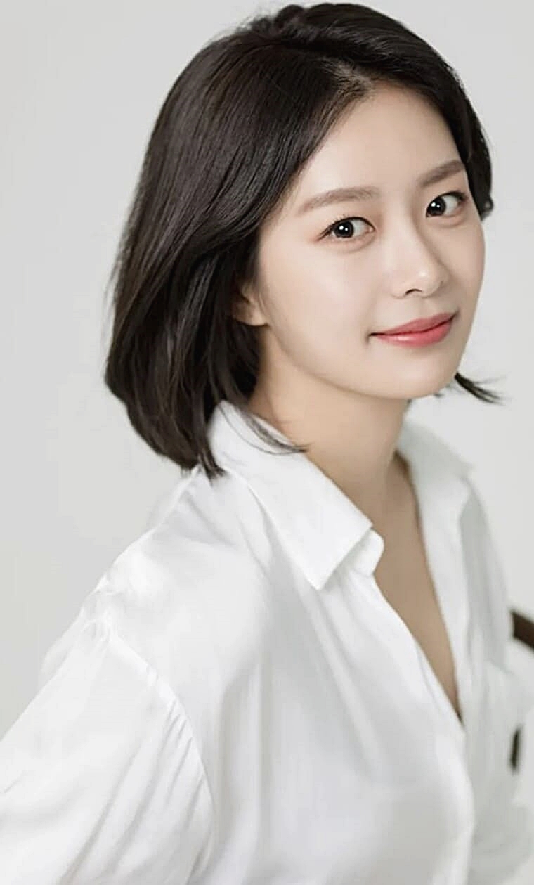 배우-송다은