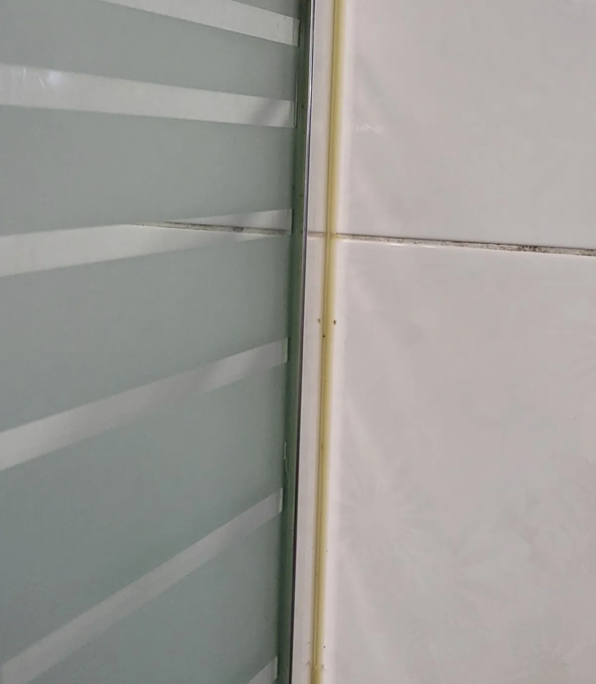 화장실-곰팡이-제거-후-사진