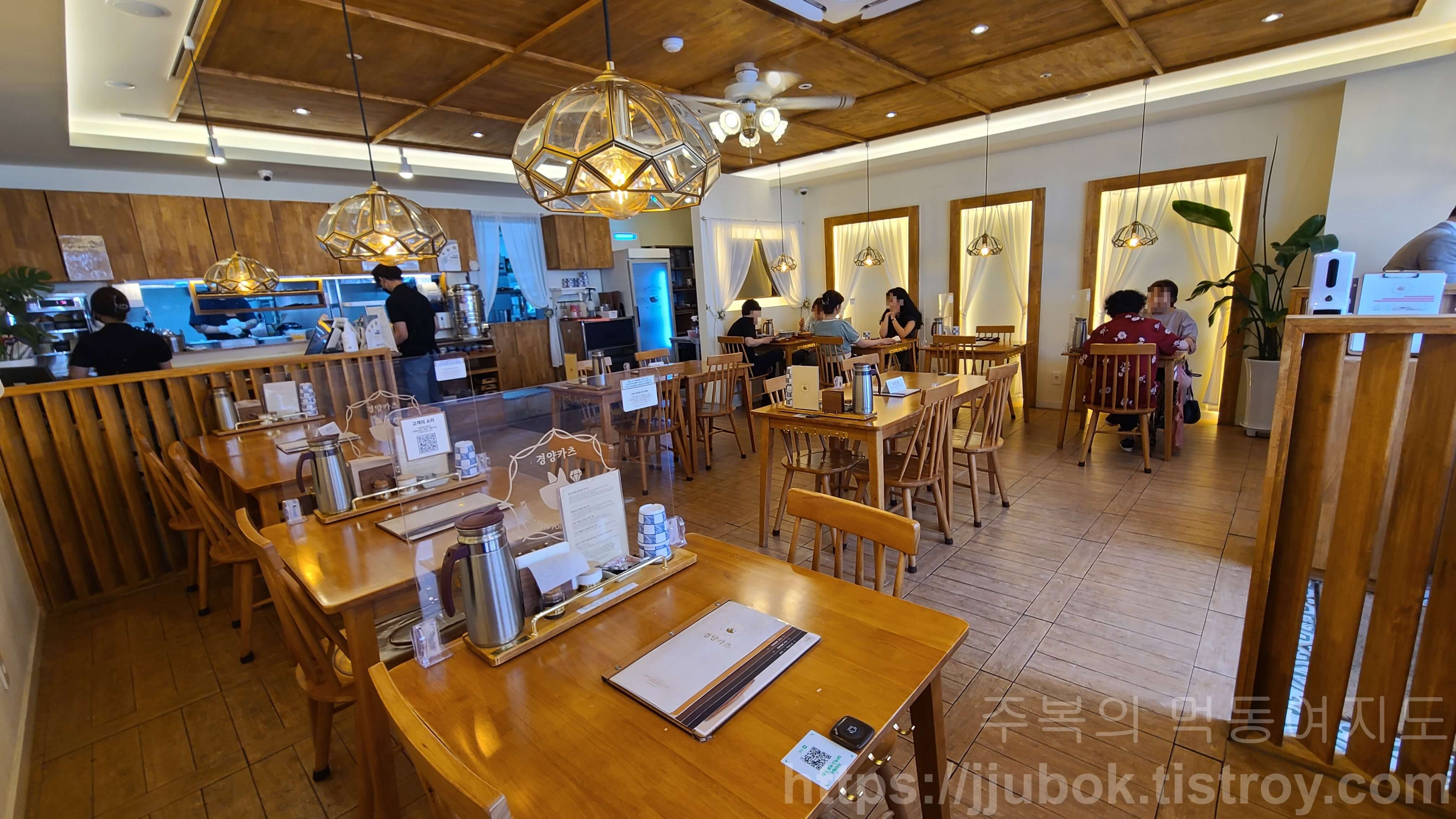 경양카츠-구월점-인테리어-2