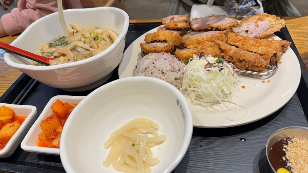 수원 홍익돈까스 매탄점, 사람 많은 동네 인기 돈까스집 후기!