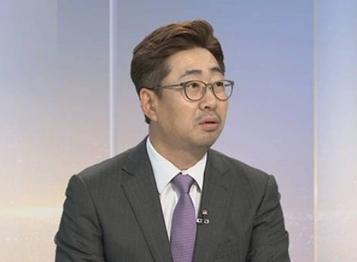 고 백성문 변호사