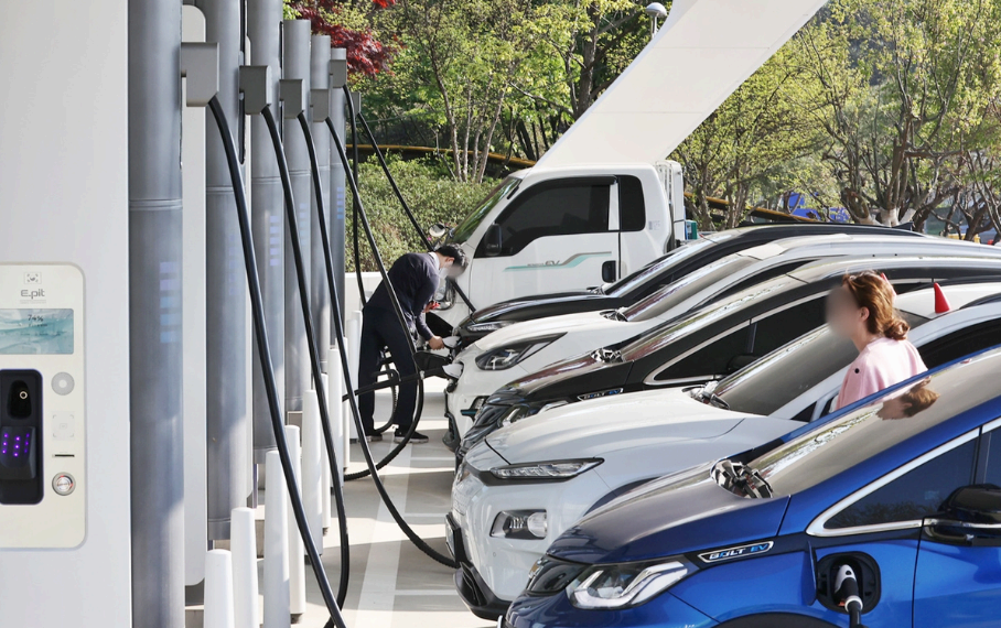 전기차 보조금 정책의 효과와 개선 방안