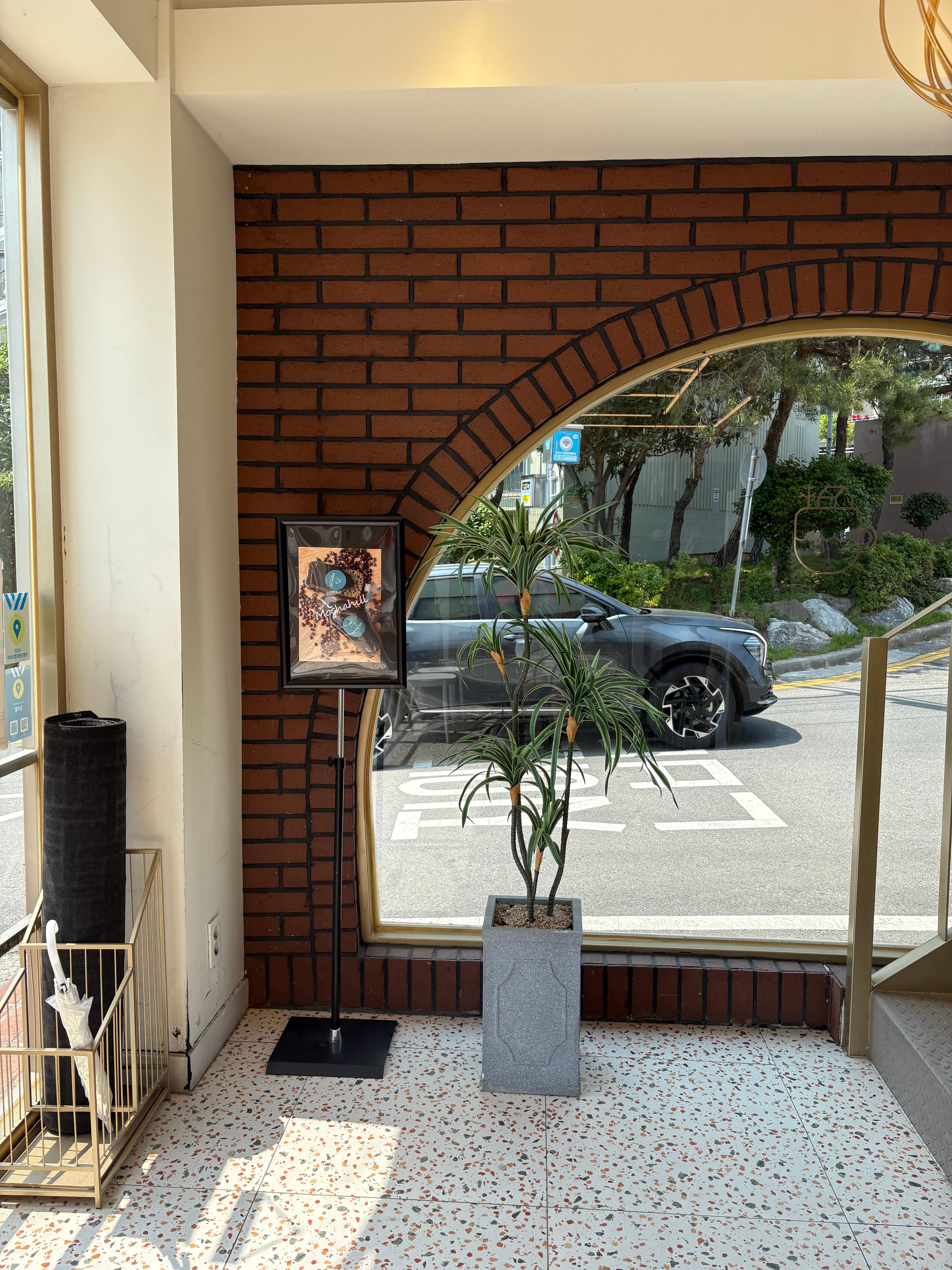 [이색] AI가 분석해주는 &amp;#39;성격 유형별&amp;#39; 궁합 데이트 코스 가이드