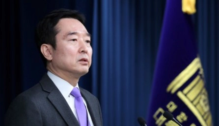 이도운 홍보수석 임명 및 수석 전원 교체 상황