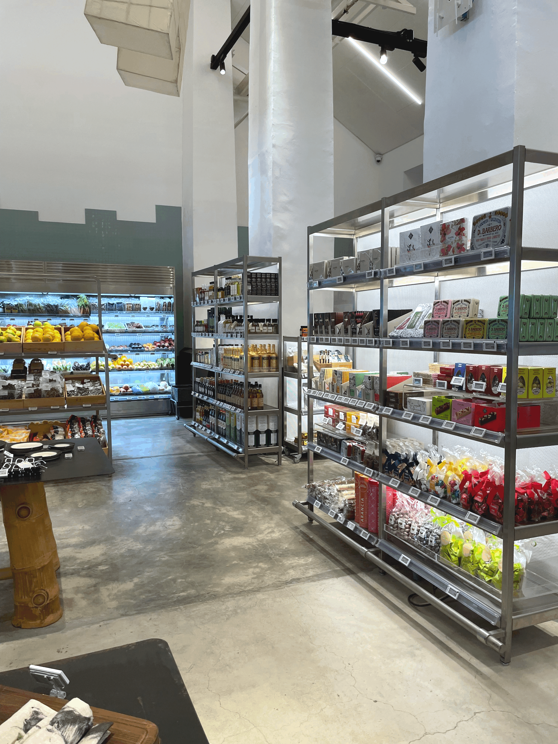 DEMPSEY HILL Culina Market 매장 내부 사진