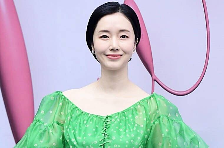 가수-겸-배우-이정현