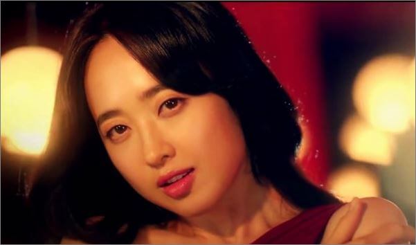 고혼진 화장품 모델 김민정 사진