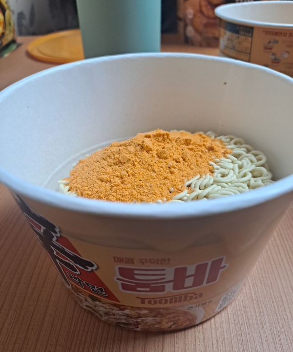 신라면 툼바 전첨스프 넣다