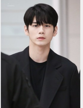 옹성우 워너원 가수 데뷔