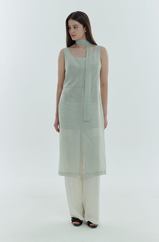 중년여성 소매없는 원피스