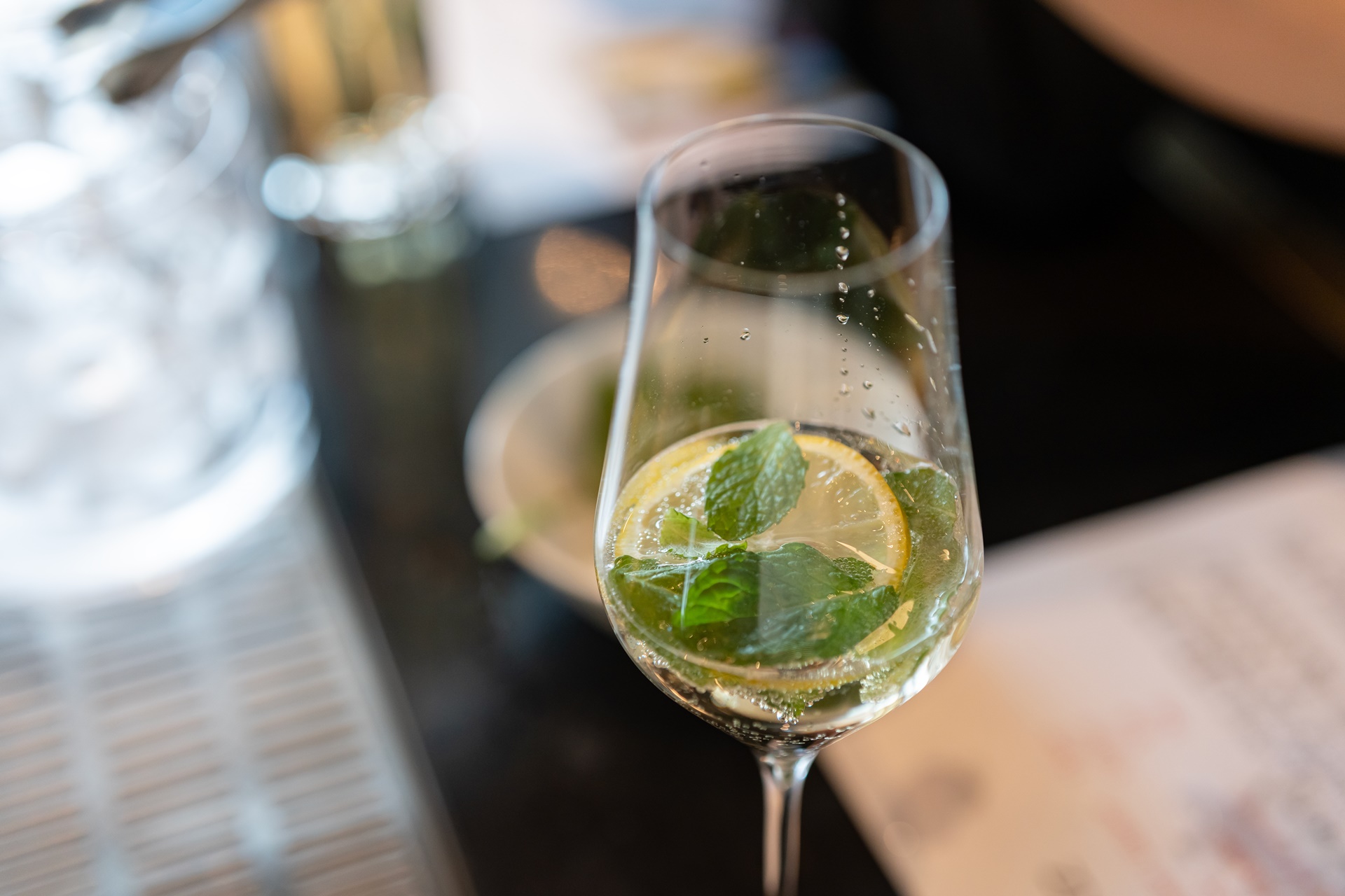 #JW메리어트제주리조트 #JW메리어트제주호텔 #TheFlyingHog #더플라잉호그 #제주레스토랑 #제주맛집 #제주여행 #제주요리 #제주호텔 #칵테일만들기