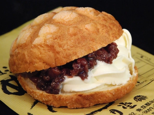 아사쿠사 화월당 (아사쿠사역 츠쿠바 EXP)｜점보멜론빵과 풍차의 벽