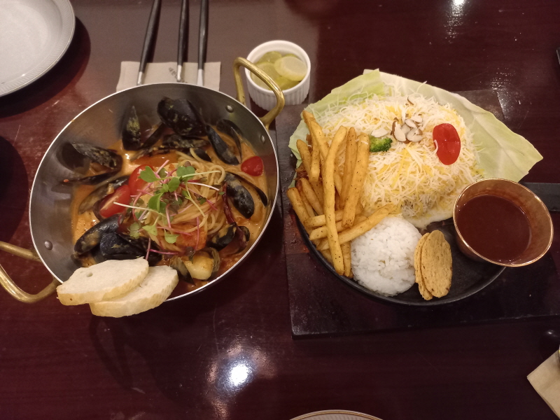 부엉이돈가스 파스타