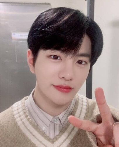 그룹 골든차일드 맴버 최보민