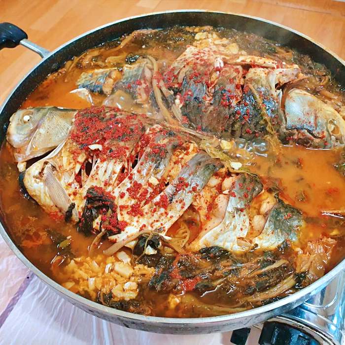 생생정보마당 화성 봉담 메기 빠가사리 참게 민물 매운탕 맛집