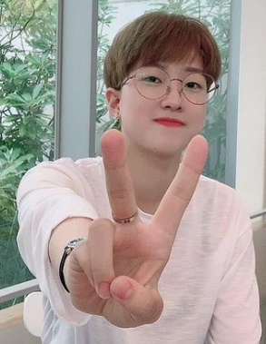 안산 프로필 나이 고향 학력 경력 인스타그램