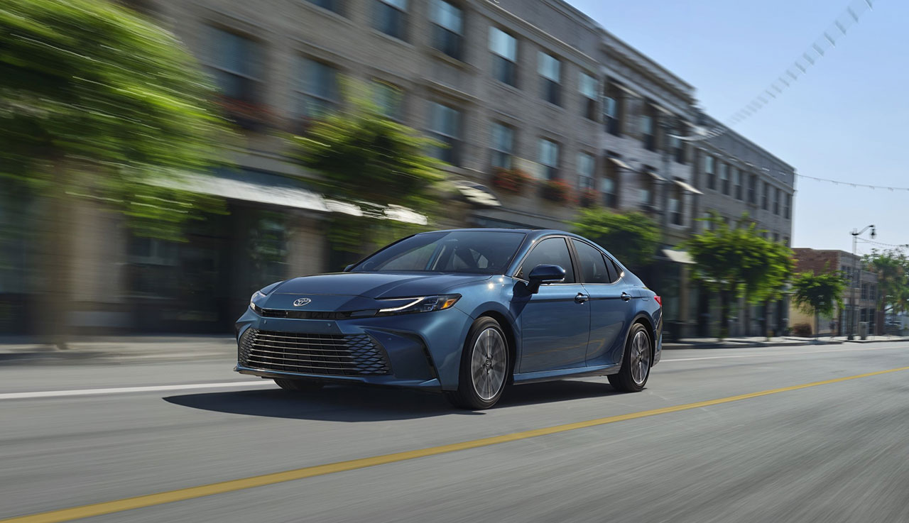 내구성 끝판왕 가성비 자동차 TOP 6 - 토요타 캠리