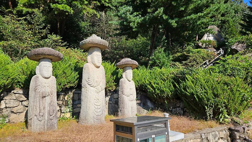 안성 쌍미륵사 : 두 미륵불이 전하는 치유와 희망의 도량