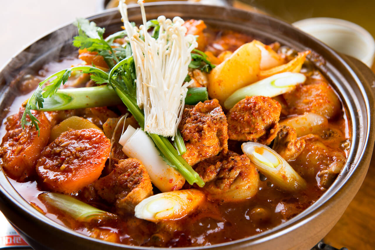 생방송투데이 숙성 닭볶음탕 전북 전주 고수뎐 맛집