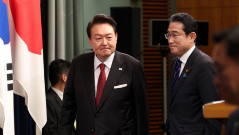 셔틀외교(shuttle diplomacy) 뜻