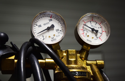 자동차 겨울철 타이어 공기압 적정 범위 교체시기 교환주기 사고 방지 총정리