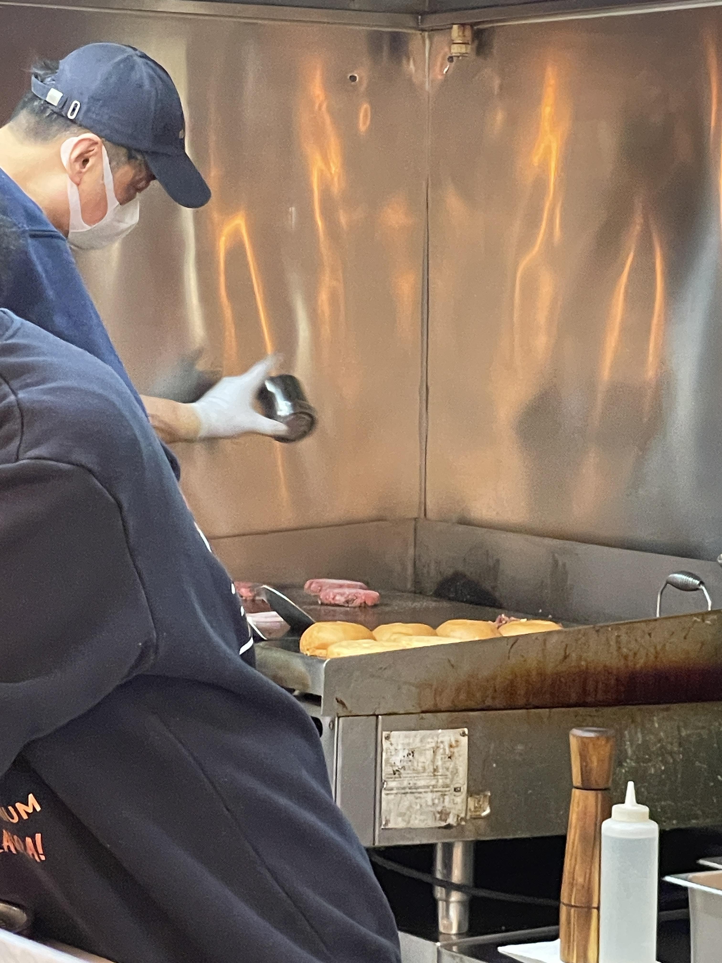 패티굽는 사장님