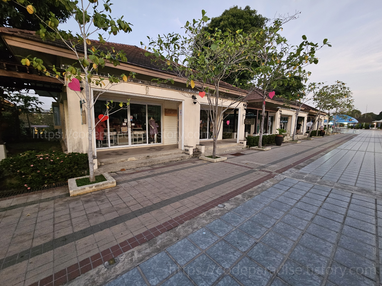 ์ฌ๋ฌด์ด ๊ณตํญ ์ฌ์ง