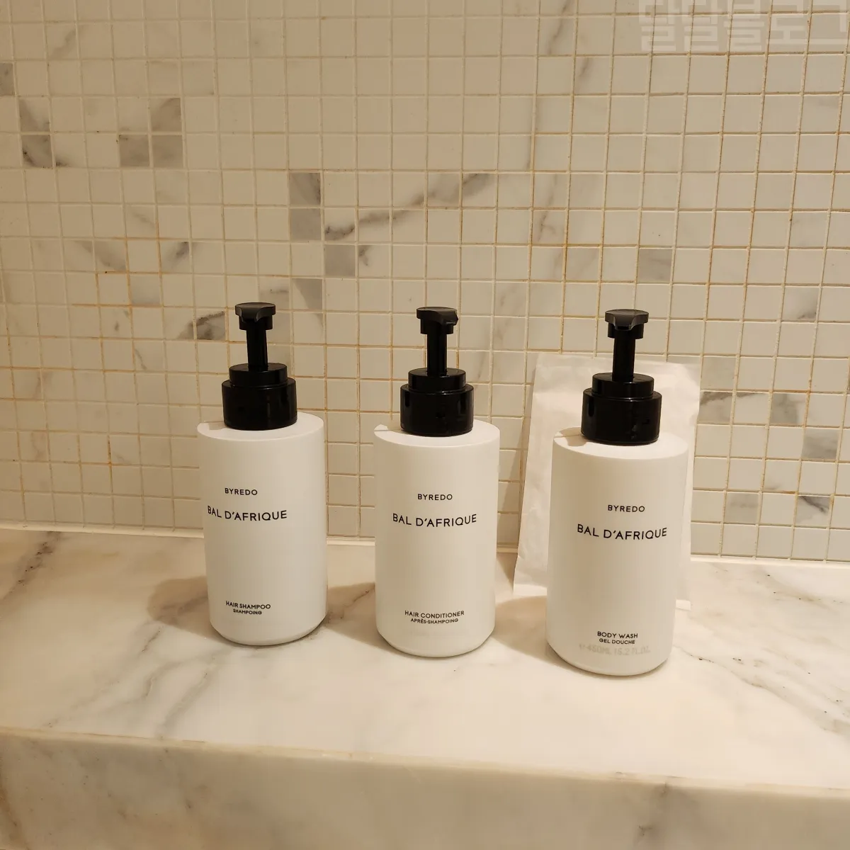 인천-파라다이스시시티-프리미어-디럭스-트윈-룸-샴푸-린스