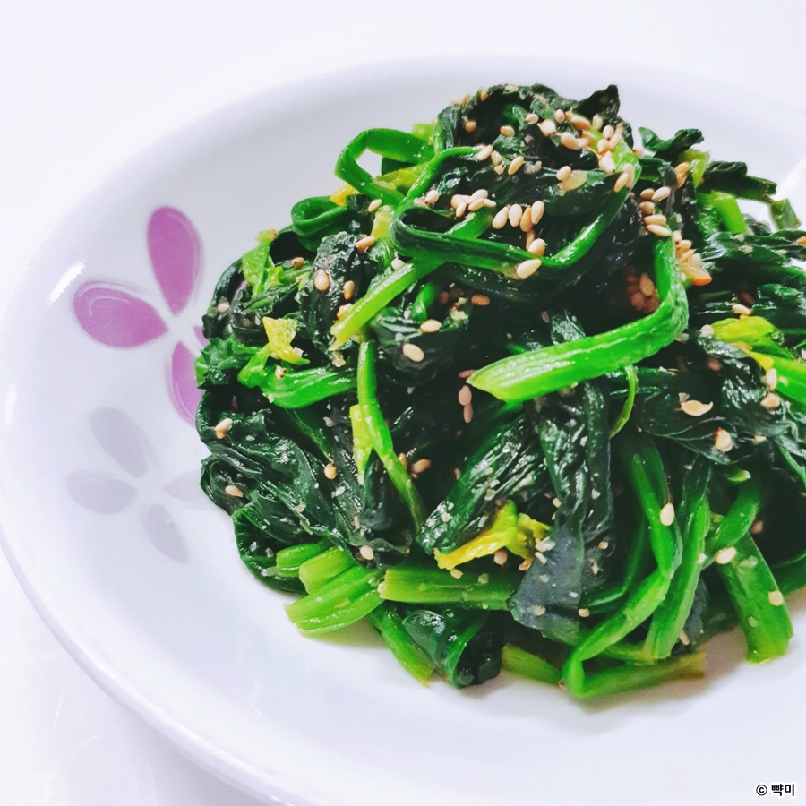 시금치 요리 시금치나물 맛있게 무치는법