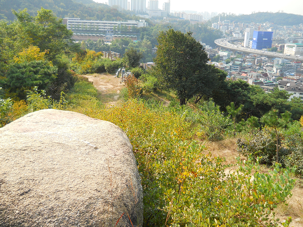 서대문구 홍제동 고은산(Goeunsan Mountain) 착한어린이