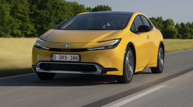 토요타 프리우스 플러그인 하이브리드 기능및 성능 엔진및 연비 포토와모의견적리뷰