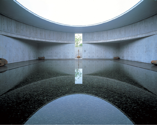 이타미 준의 건축작품. 제주도에서의 물 박물관 사진