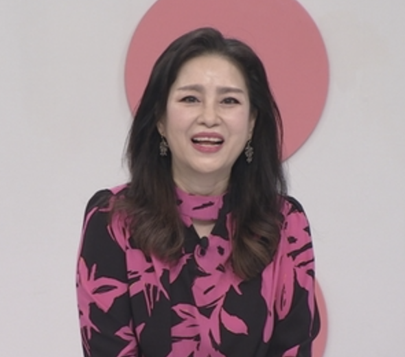 나이를 잊게 하는 동안 비주얼 이상미 배우 방송 모습
